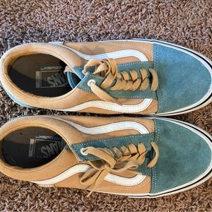 Vans, rare colors like new condition.